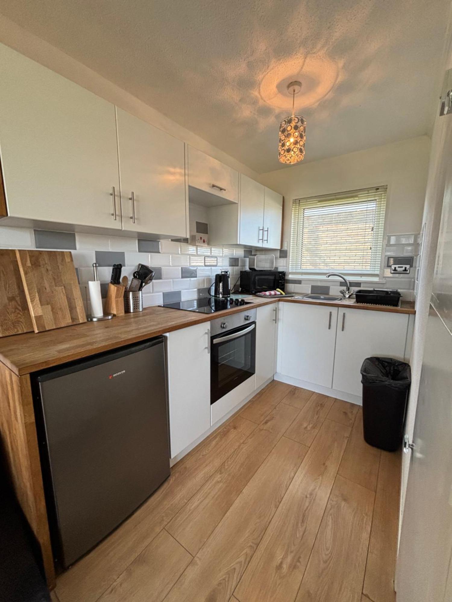 Signature, Scratby - Two Bed Chalet, Sleeps 7, Free Wi-Fi, Bed Linen And Towels Included, Pets Welcome And Onsite Entertainment Available Exterior foto